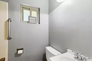 7808 Watson St, Austin, TX 78757 - Photo 12