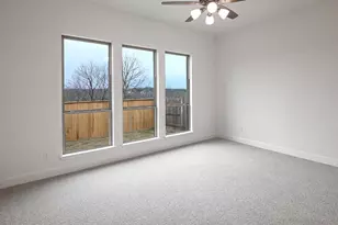 600 Bay Breeze Dr, Kyle, TX 78640 - Photo 4