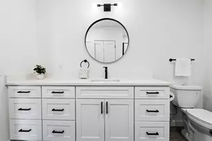 1800 E 4th St, Austin, TX 78702 - Photo 6