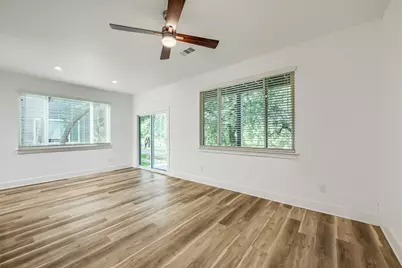 18800 Hogan Circle #107, Leander, TX 78645 - Photo 6
