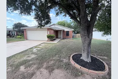 612 Elizabeth Lane, Bastrop, TX 78602 - Photo 2