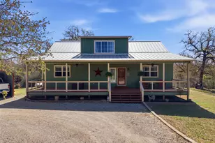 123 Meadowood Dr, Elgin, TX 78621 - Photo 2