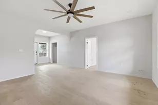 112 Chihuahua Dr, Del Valle, TX 78617 - Photo 22