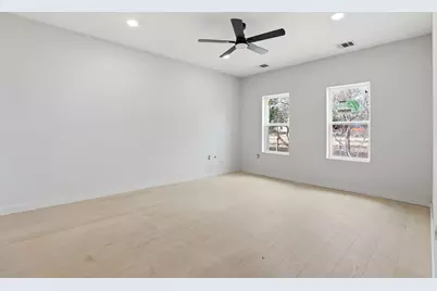 112 Chihuahua Drive, Del Valle, TX 78617 - Photo 8