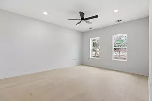 112 Chihuahua Dr, Del Valle, TX 78617 - Photo 8