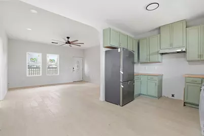 112 Chihuahua Drive, Del Valle, TX 78617 - Photo 16