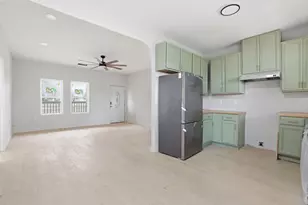 112 Chihuahua Dr, Del Valle, TX 78617 - Photo 16