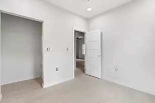 112 Chihuahua Dr, Del Valle, TX 78617 - Photo 14