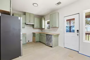 112 Chihuahua Dr, Del Valle, TX 78617 - Photo 18