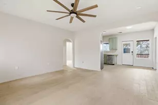 112 Chihuahua Dr, Del Valle, TX 78617 - Photo 20