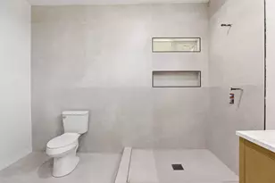 112 Chihuahua Dr, Del Valle, TX 78617 - Photo 10