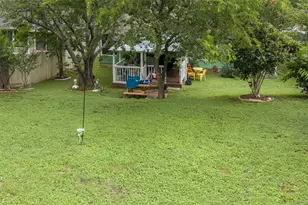 5403 Lark Creek Dr, Austin, TX 78744 - Photo 6