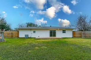 207 N 1st St, Little River-Academy, TX 76554 - Photo 24