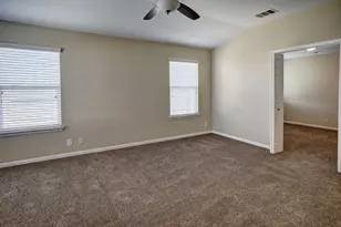 319 Wildcat Dr, Bastrop, TX 78602 - Photo 20