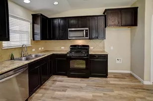 319 Wildcat Dr, Bastrop, TX 78602 - Photo 14