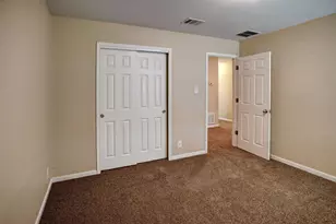 319 Wildcat Dr, Bastrop, TX 78602 - Photo 28