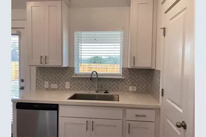 652 Pheasant Hill Lane, Georgetown, TX 78628 - Photo 8