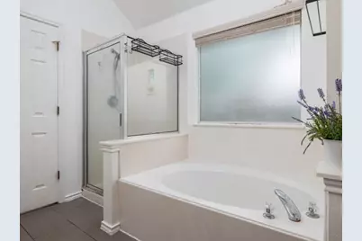 536 W Metcalfe Street, Hutto, TX 78634 - Photo 20