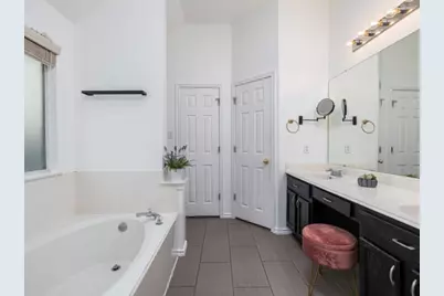 536 W Metcalfe Street, Hutto, TX 78634 - Photo 18