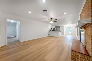807 Country Club Rd, Georgetown, TX 78628 - Photo 4