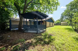 807 Country Club Rd, Georgetown, TX 78628 - Photo 24