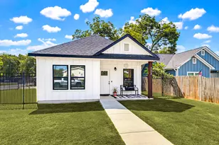 303 Pine Ave, Luling, TX 78648 - Photo 1