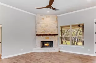 914 W Oak Ridge Dr, Marble Falls, TX 78654 - Photo 22