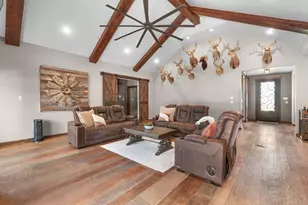 6757 County Rd 3010, Lampasas, TX 76550 - Photo 8