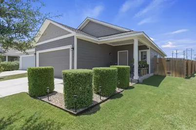 242 Trailside Lane, Bastrop, TX 78602 - Photo 4