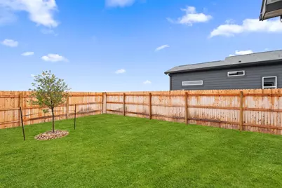 2029 Applewood Drive, Lockhart, TX 78644 - Photo 28