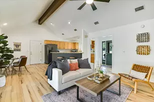 302 Valley Dr, Wimberley, TX 78676 - Photo 6