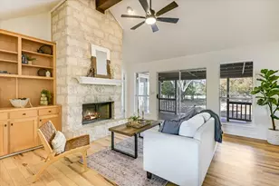 302 Valley Dr, Wimberley, TX 78676 - Photo 4