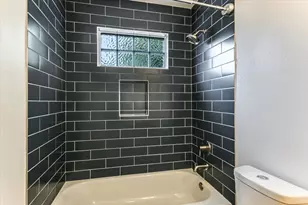 302 Valley Dr, Wimberley, TX 78676 - Photo 14