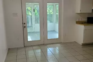 5728 Palo Blanco Ln, Austin, TX 78744 - Photo 10