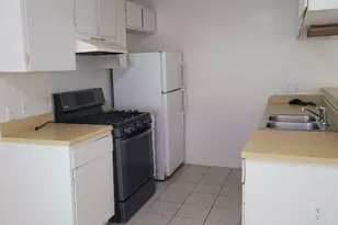 5728 Palo Blanco Ln, Austin, TX 78744 - Photo 6