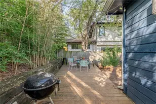 1198 E M. Franklin Ave, Austin, TX 78721 - Photo 24