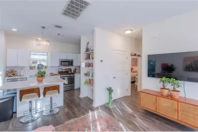 1198 E M Franklin Avenue, Austin, TX 78721 - Photo 18