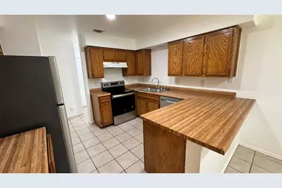 1304 Conway Drive #B, San Marcos, TX 78666 - Photo 6