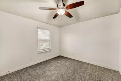 194 Danish Drive #40, Hutto, TX 78634 - Photo 12