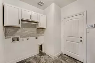 194 Danish Dr, Hutto, TX 78634 - Photo 14