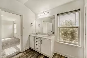 194 Danish Dr, Hutto, TX 78634 - Photo 8