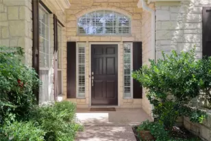 4101 Triple Crown Ct, Austin, TX 78746 - Photo 2