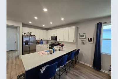 727 Gray Fox Loop, Hutto, TX 78634 - Photo 6