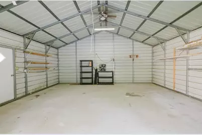 122 Montesito Lane, Floresville, TX 78114 - Photo 30