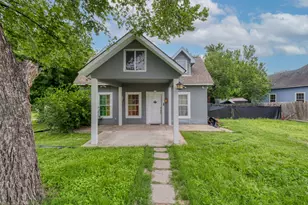 920 Washburn St, Taylor, TX 76574 - Photo 2