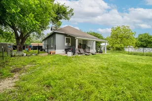 920 Washburn St, Taylor, TX 76574 - Photo 30