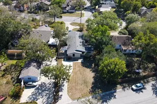 1129 W San Antonio St, Lockhart, TX 78644 - Photo 24