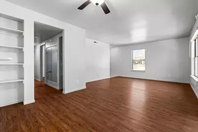 1129 W San Antonio Street, Lockhart, TX 78644 - Photo 6