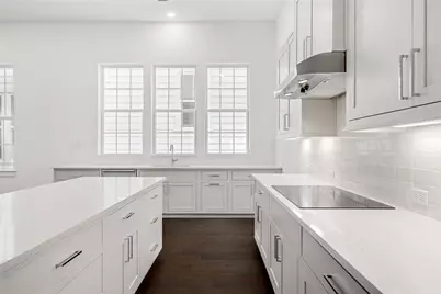 4502 Grassland Drive, Austin, TX 78723 - Photo 16