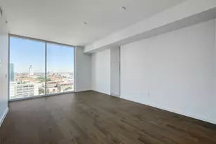 313 W 17th St, Austin, TX 78701 - Photo 8